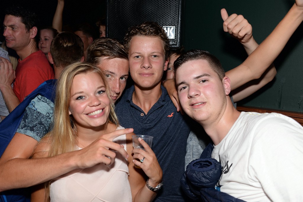 ../Images/Kroegentocht Zomercarnaval Noordwijkerhout 213.jpg